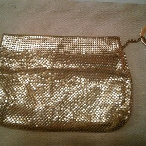 Whiting and Davis co. Mesh clutch